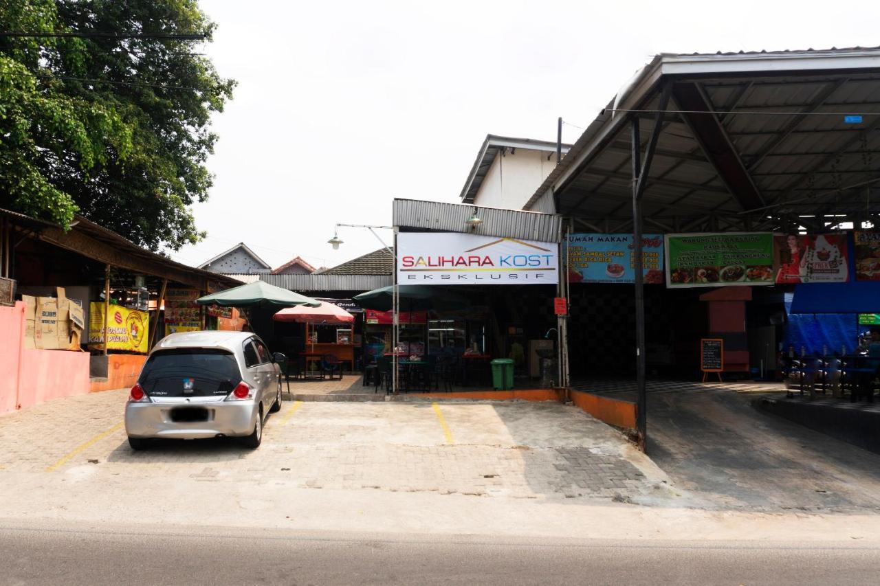 Salihara Kost Hotel Jakarta Exterior foto